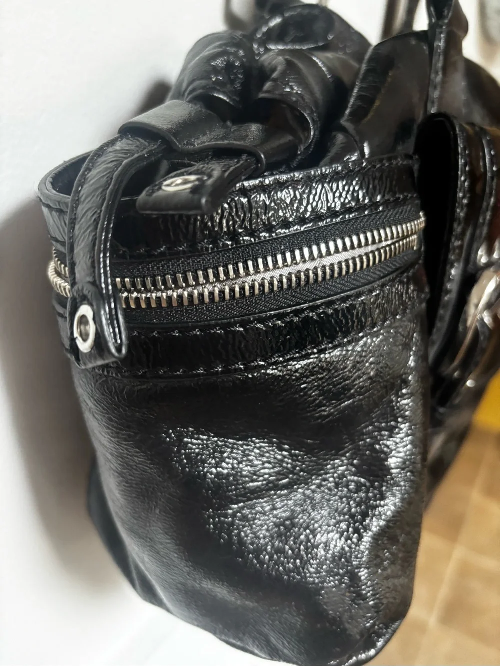 Michael Kors Black Patent Leather Shoulder Satchel . Like new no flaws